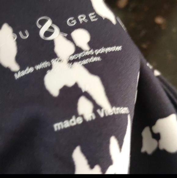 LOFT Lou & Grey Spotted Feel Good Leggings Medium - Picture 6 of 11